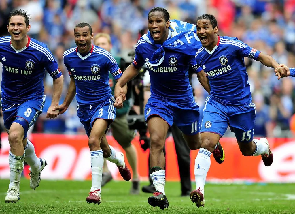 开云官网-包含德罗巴重返赛场，重返赛场首场状态出色，FPX观众沸腾！热度持续攀升的词条